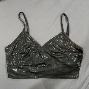 Snakeskin print black crop top